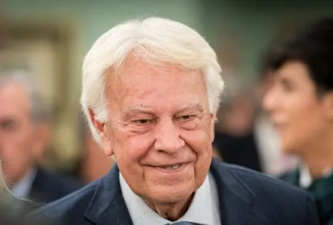 La infancia de Felipe González (83) en Sevilla: «Mi padre era silencioso y mi madre, alegre. Nunca fui buen estudiante»