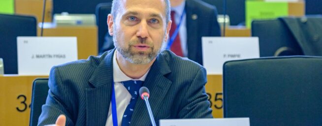 Bruselas revisará el informe de la Airef que cuestiona el futuro de las pensiones