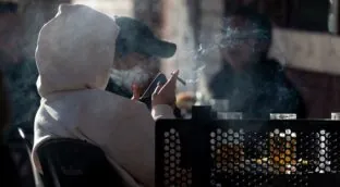 Los impuestos al tabaco y al alcohol cerraron 2024 con la mayor recaudación en 13 años