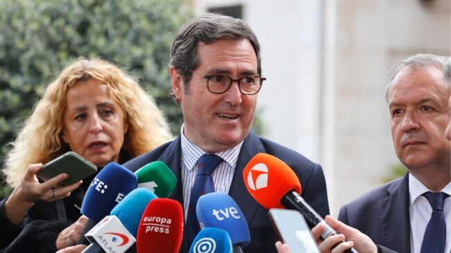 CEOE cree que «lo ideal» sería que el gasto en defensa lo aprobara el Congreso