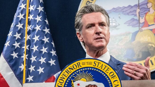 California demanda a la Administración Trump por exceso de autoridad al imponer aranceles