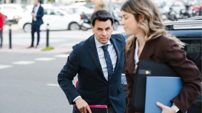 El novio de Ayuso niega ante la juez que ocultara sus ingresos de Quirón con una sociedad