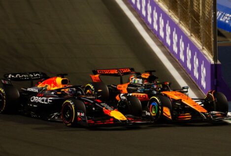 Piastri no cae en la trampa de Verstappen: Sainz logra puntos y Alonso sobrevive en Arabia Saudí