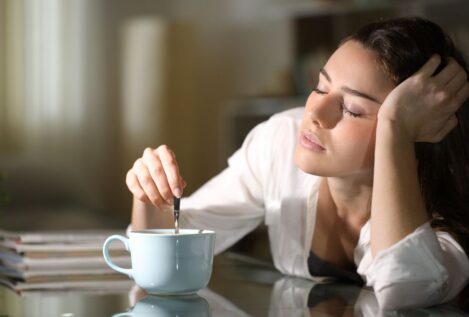 Las horas que una mujer debe dormir durante la menstruación para descansar como un hombre