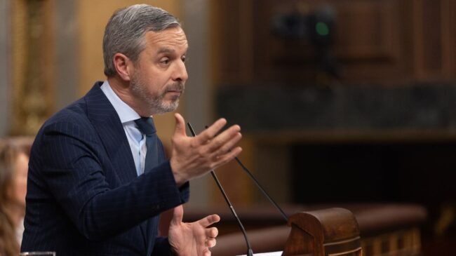 El PP critica la ofrenda de Sánchez a un líder comunista: «No es el mejor de los caminos»