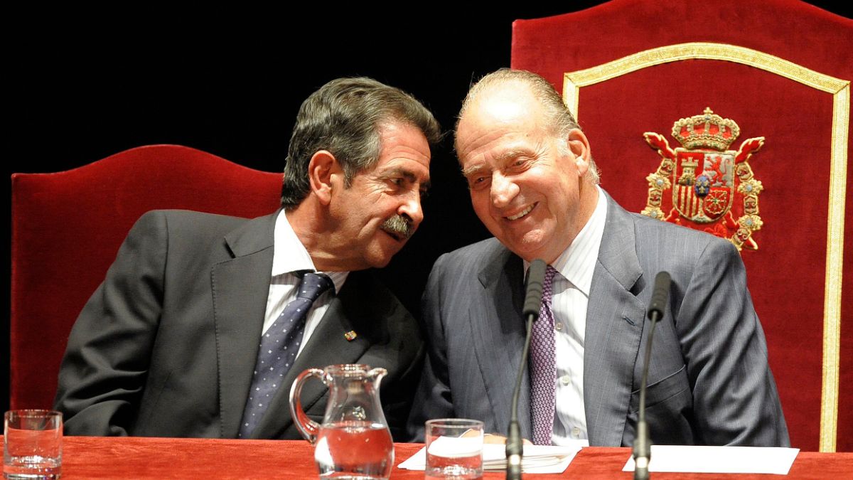 La Zarzuela se desvincula de la iniciativa «personal» de Juan Carlos I contra Revilla