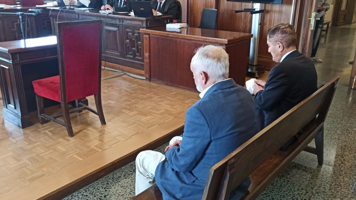 La Audiencia de Sevillla condena a tres años al exdirector de Faffe por contratación «ilegal»