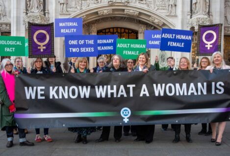 El Supremo del Reino Unido sentencia que solo el sexo biológico determina quién es mujer