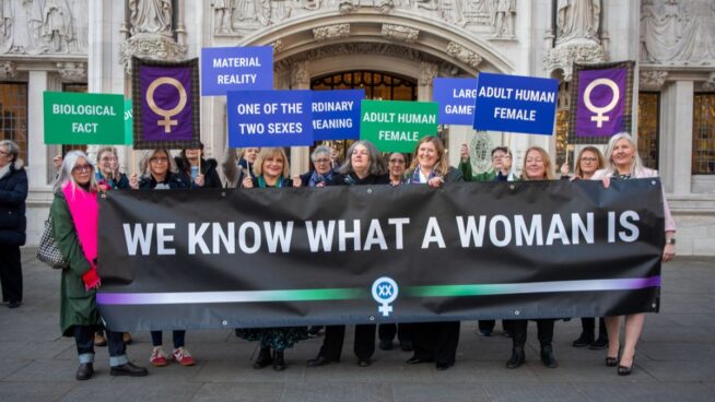 El Supremo del Reino Unido sentencia que solo el sexo biológico determina quién es mujer