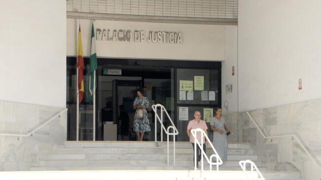 Envían a juicio al juez que condenó a Juana Rivas por un delito de odio en redes sociales