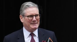 Starmer dice que los aranceles tendrán «claramente» un impacto, pero pide «calma»