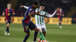 El Barça desaprovecha el 'pinchazo' del Madrid y empata ante el Betis en Montjüic