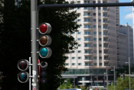 Red Eléctrica dice que se empieza a recuperar la luz y que el proceso puede tardar diez horas