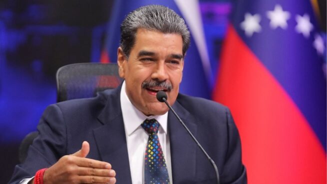 Maduro decreta la «emergencia económica» para combatir los aranceles de Trump