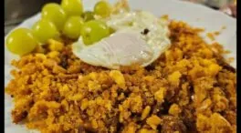 Esta es la receta de las migas al pastor: ideal para un desayuno completo