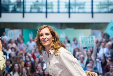 Mónica García desliza que se presentará a las elecciones autonómicas de 2027 en Madrid