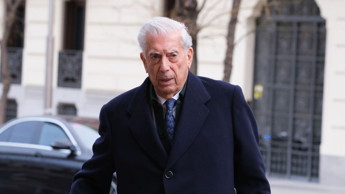 Muere el premio Nobel de Literatura Mario Vargas Llosa a los 89 años