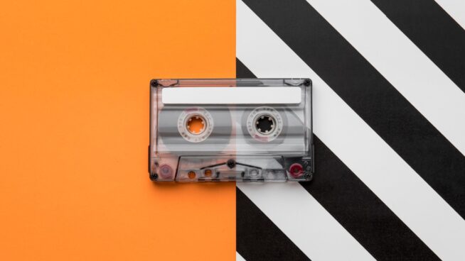 Vuelve a escuchar la música que te gustaba cuando eras joven: tu cerebro lo agradecerá