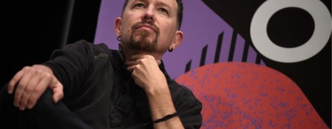 Pablo Iglesias aprueba por los pelos en la Complutense y no podrá seguir dando clase