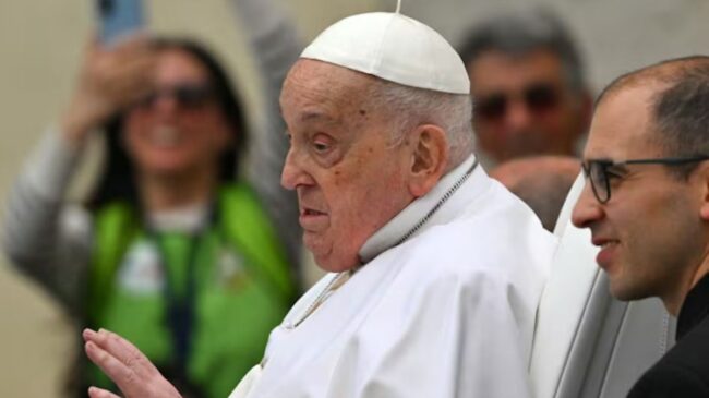 El Vaticano confirma que el papa Francisco murió a causa de un ictus