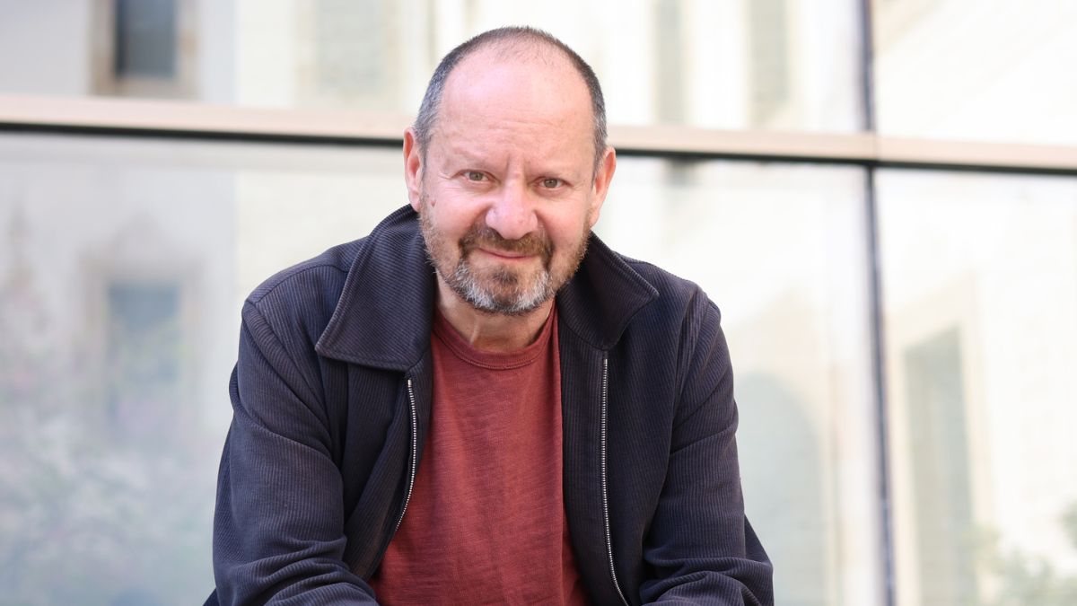 Philippe Sands: «La literatura entra en la mente y llena los huecos donde no llega la ley»