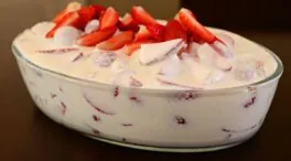 El postre de Arguiñano que querrás repetir: fresas asadas con crema de nata y queso