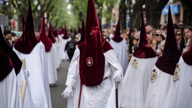 Las procesiones de Semana Santa vuelven a San Sebastián 50 años después