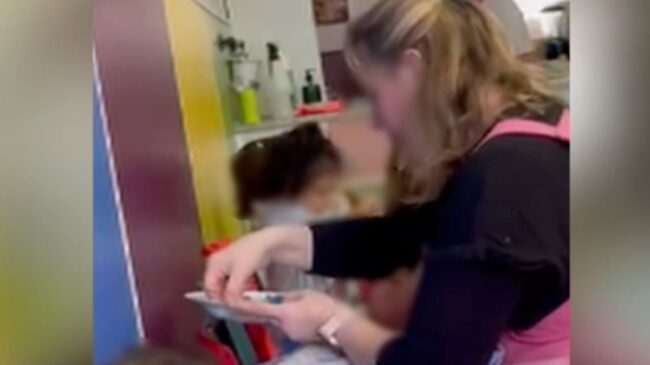 Detienen a cuatro trabajadoras de una guardería de Torrejón por agredir a una bebé