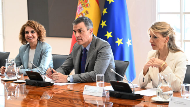 Sánchez aprovecha los aranceles para retrasar los Presupuestos: «Pasan a un segundo plano»
