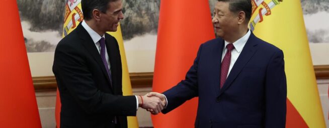 Sánchez apuesta por tener una «agenda positiva» con China pese a las críticas de EEUU