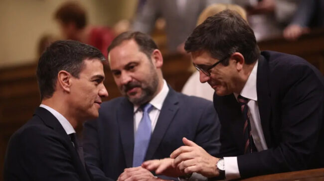 El PSOE reconoce estar «preocupado» por las noticias sobre Ábalos en el 'caso Koldo'
