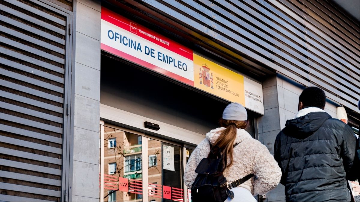 La tasa de paro juvenil ascendió hasta el 26,5% en el primer trimestre