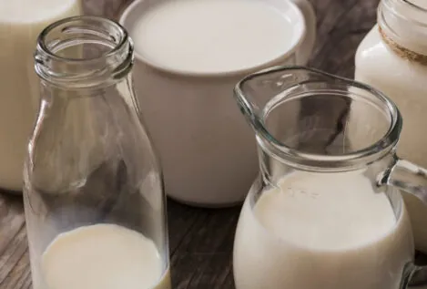 TikTok se llena de gente tomando leche sin pasteurizar: esto es lo que puede pasar