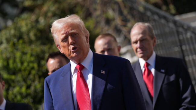 El Ibex 35 se dispara un 8,6% en la apertura tras el 'volantazo' de Trump con los aranceles