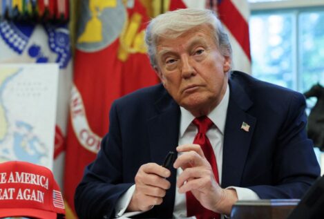 Trump considera «absurda» la tregua de tres días de Putin y defiende un cese permanente
