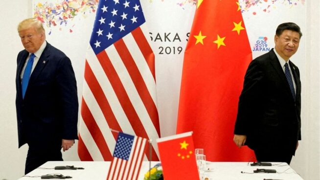 China responde a Trump e impondrá aranceles del 34% a productos de EEUU