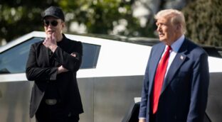 Trump amenaza con abstenerse del G20 tras acusar a Sudáfrica de «genocidio» contra los blancos