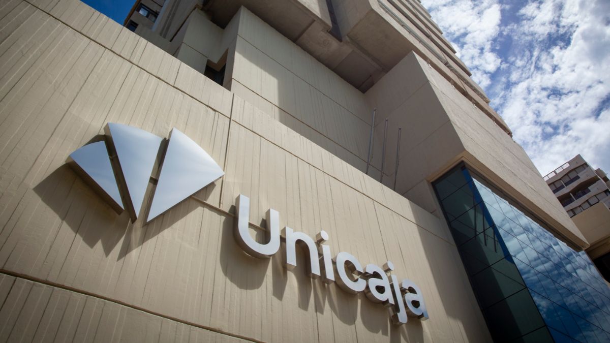 Unicaja ganó 158 millones de euros en el primer trimestre, un 43% más