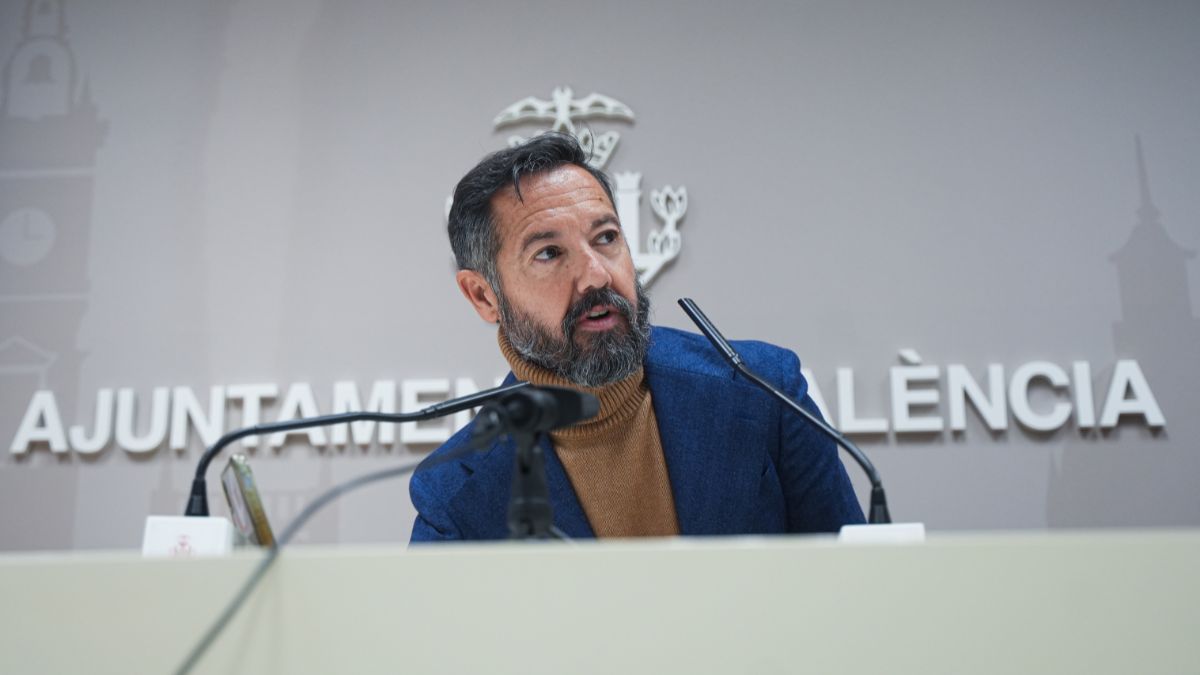La Guardia Civil entra en el Ayuntamiento de Valencia y pide contratos del exlíder de Vox