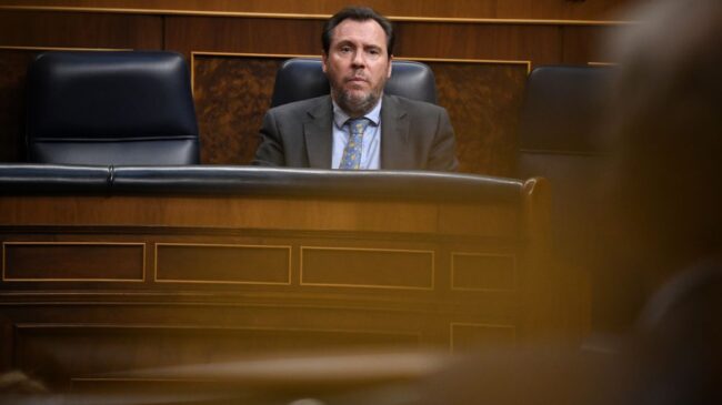 Renfe dice no contabilizar las veces que cae su web y Transparencia le obliga detallar su coste