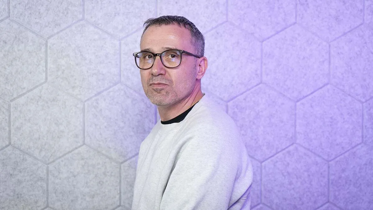 Lino Escalera: «Me interesa mucho nuestra habilidad para invisibilizar el dolor»