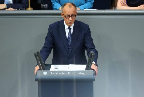 Merz se suma a Starmer y carga en su primer discurso contra la «inmigración descontrolada»
