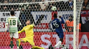 El Chelsea fulmina el sueño del Betis de lograr su primer título europeo