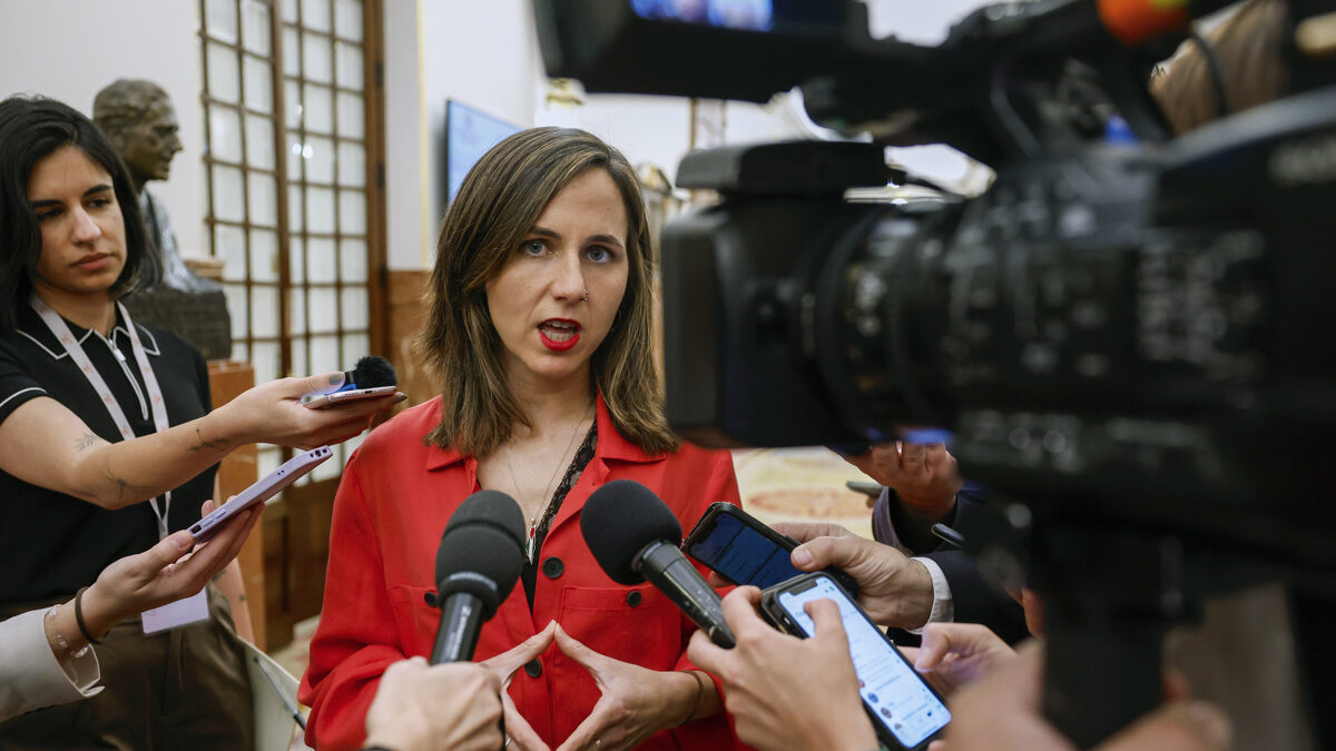 Podemos bloqueará la ley «racista» de PSOE y Junts para traspasar la inmigración a Cataluña