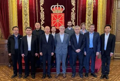 El Gobierno de Navarra recibe a uno de los principales impulsores de Mina Muga