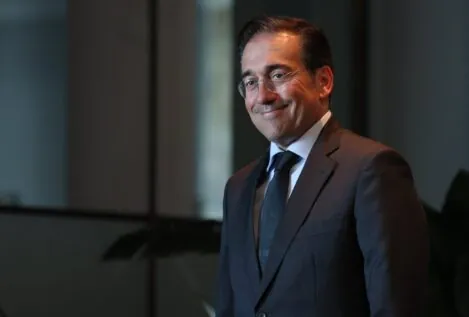 Los diplomáticos piden a Albares la figura de un portavoz en Exteriores y neutralidad informativa