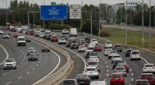 Trump amenaza a la automoción europea si la UE no paga más por los medicamentos