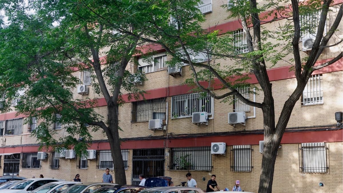 Hallan los cadáveres de un matrimonio de 62 y 69 años en una vivienda en Sevilla
