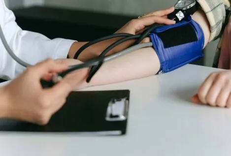¿Cómo sobrellevar el impacto emocional de tener hipertensión?