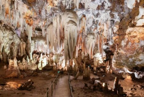 Cuevas del Águila: la joya subterránea de Ávila que sorprende con su historia y formaciones